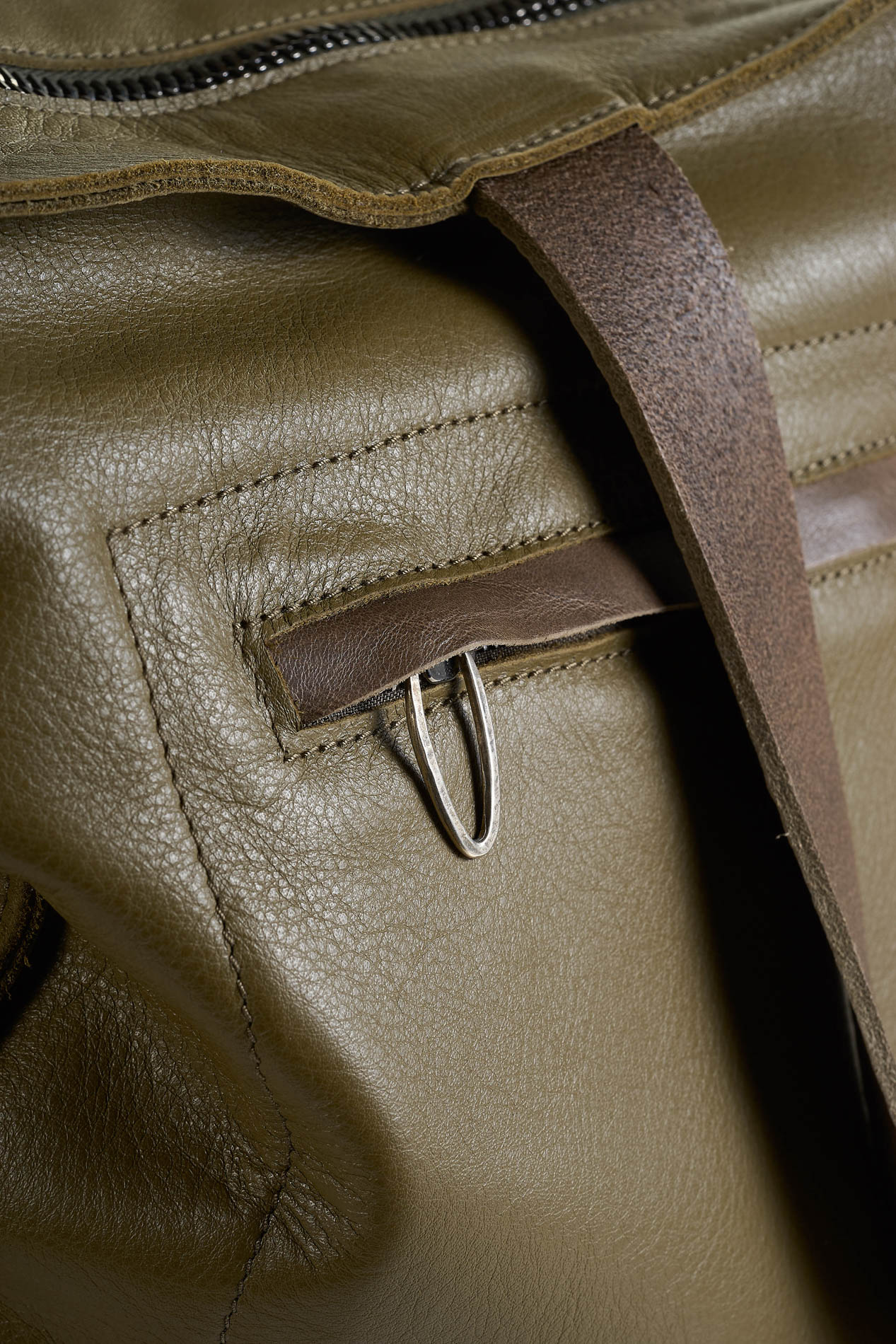 daniele basta leather and silver bags - DETAIL 2